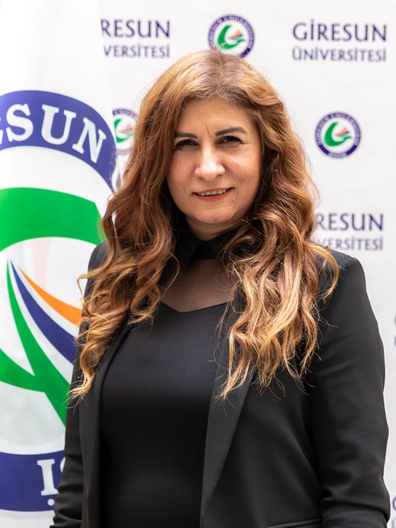 Öznur ÖLMEZ NALCIOĞLU